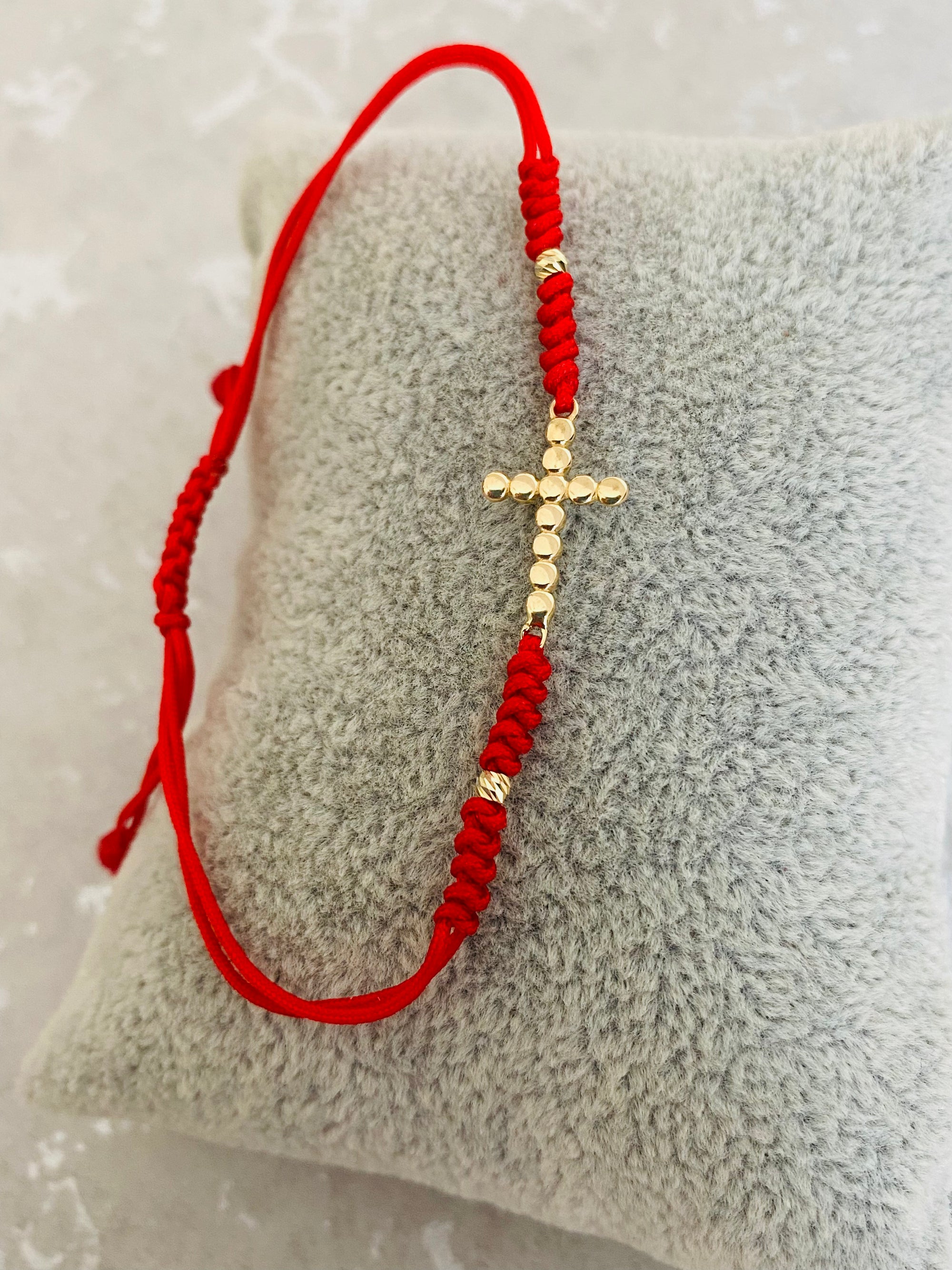 14k gold cross    and 2.5mm beads  and string bracelet RD00