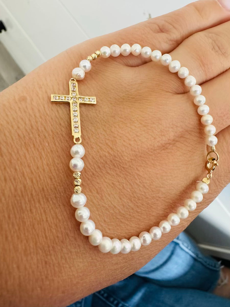 14k gold stones cross with 4mm freshwater pearls  bracelet
